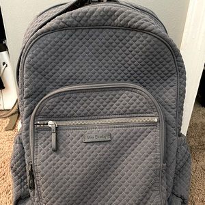 I’m selling a medium sized Vera Bradley backpack!